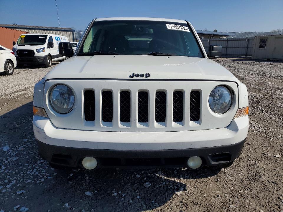 75657635 :رقم المزاد ، 1C4NJPBAXFD192207 vin ، 2015 Jeep Patriot مزاد بيع