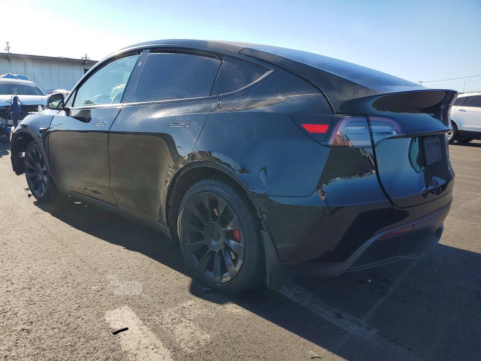 76233435 :رقم المزاد ، 7SAYGDEE3PF882001 vin ، 2023 Tesla Model Y مزاد بيع