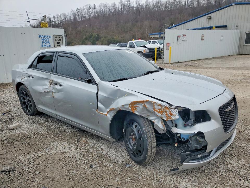 2020 Chrysler 300 მანქანა იყიდება აუქციონზე, vin: 2C3CCAGG5LH148310, აუქციონის ნომერი: 77768515