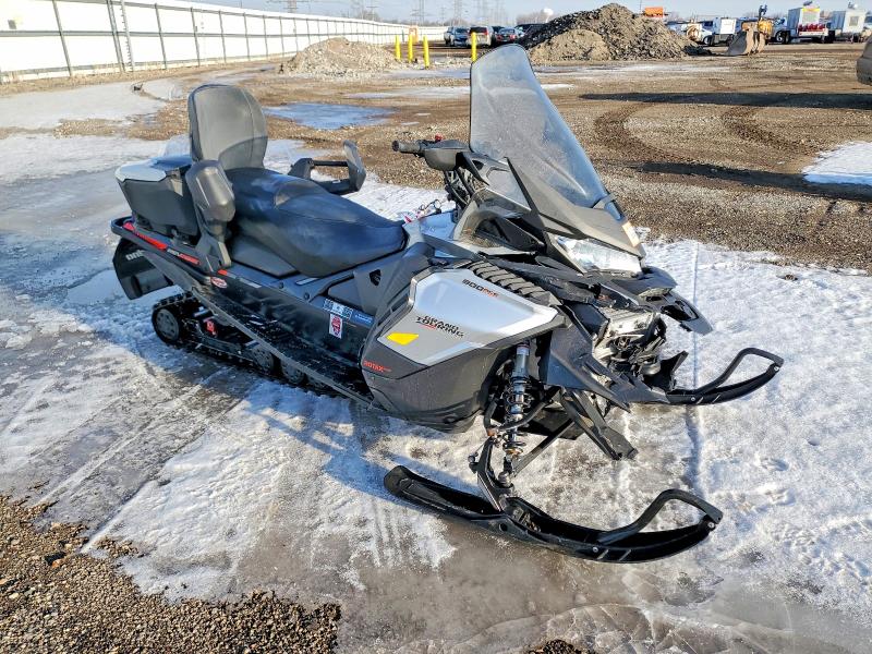 76438775 :رقم المزاد ، 2BPSERLA2LV000022 vin ، 2020 Ski Doo Grand Touring Limite مزاد بيع