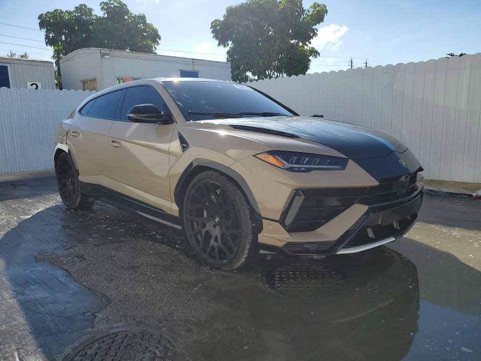 2024 Lamborghini Urus მანქანა იყიდება აუქციონზე, vin: ZPBUB3ZL8RLA32077, აუქციონის ნომერი: 73847935