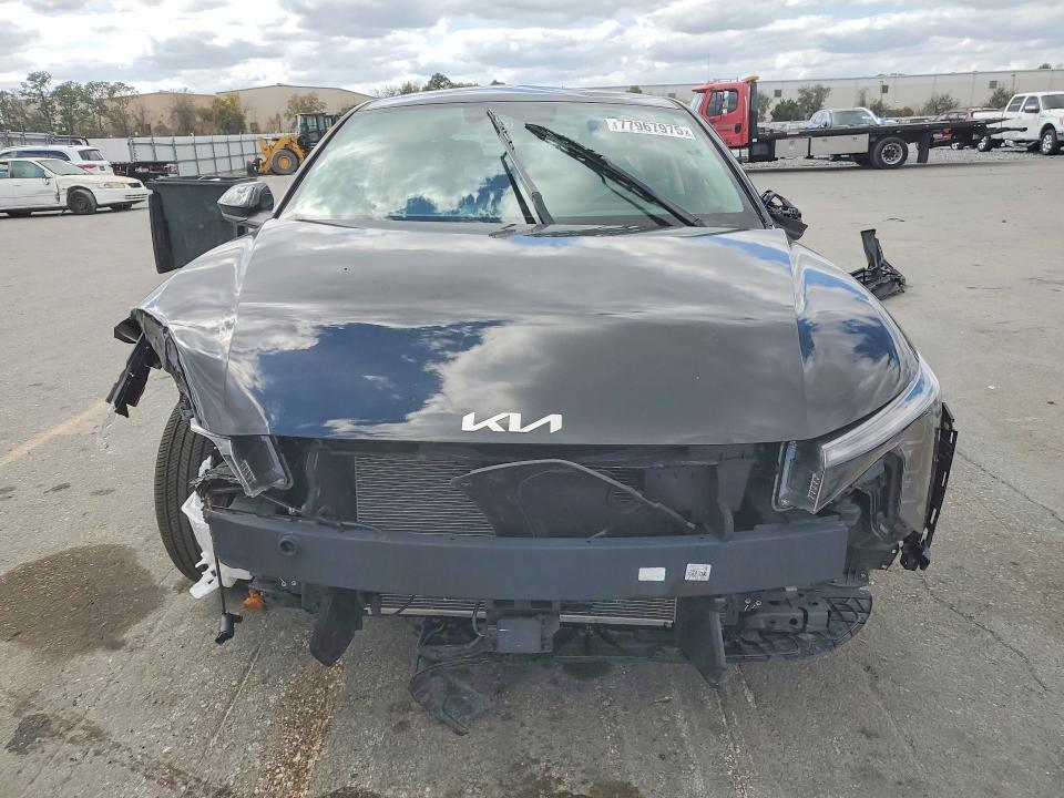 77967975 :رقم المزاد ، 3KPFT4DE0SE090274 vin ، 2025 Kia K4 مزاد بيع