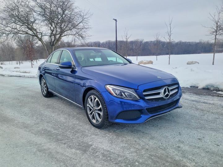 76614405 :رقم المزاد ، 55SWF4KB2JU260741 vin ، 2018 Mercedes-benz C 300 4mat مزاد بيع
