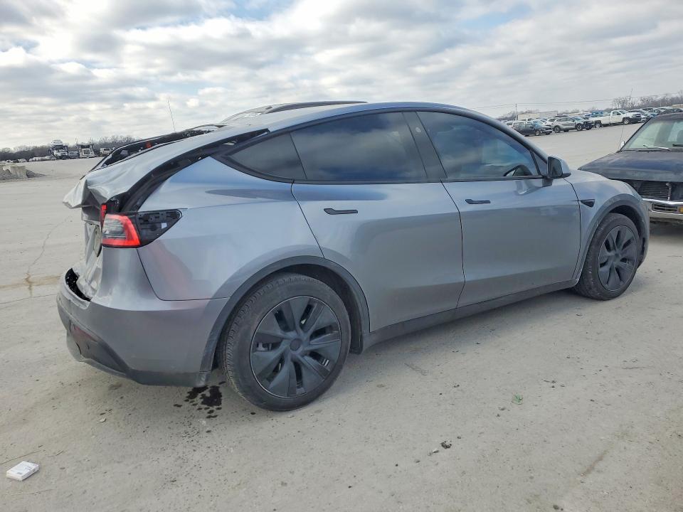 2025 Tesla Model Y მანქანა იყიდება აუქციონზე, vin: 7SAYGAEE1SF304745, აუქციონის ნომერი: 78716085