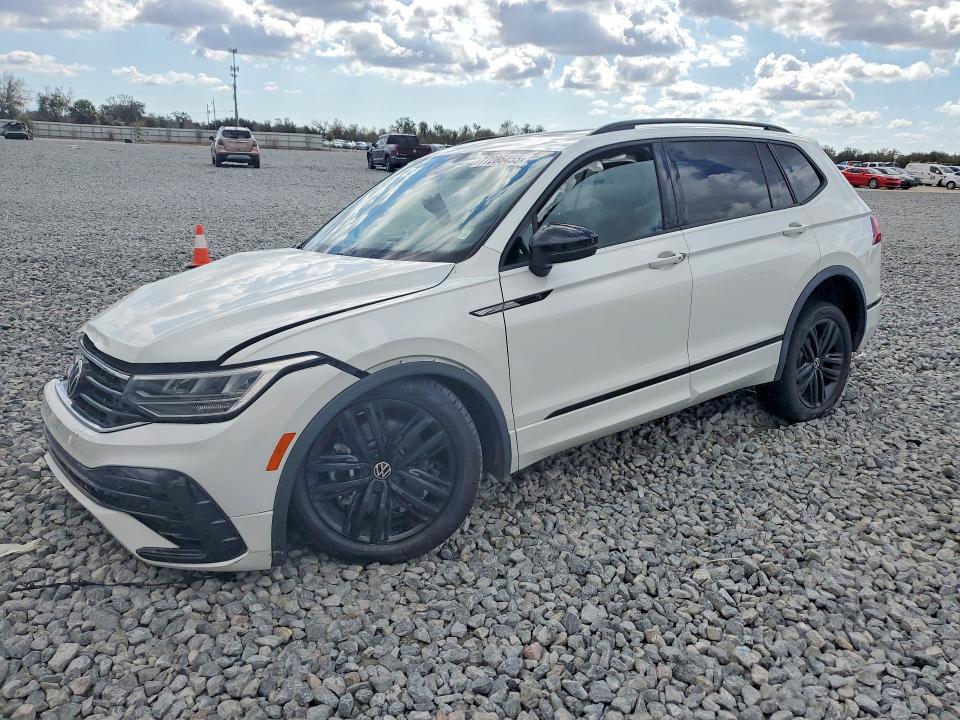 Aukcja sprzedaży 2022 Volkswagen Tiguan, vin: 3VVCB7AX7NM073982, numer aukcji: 50127996
