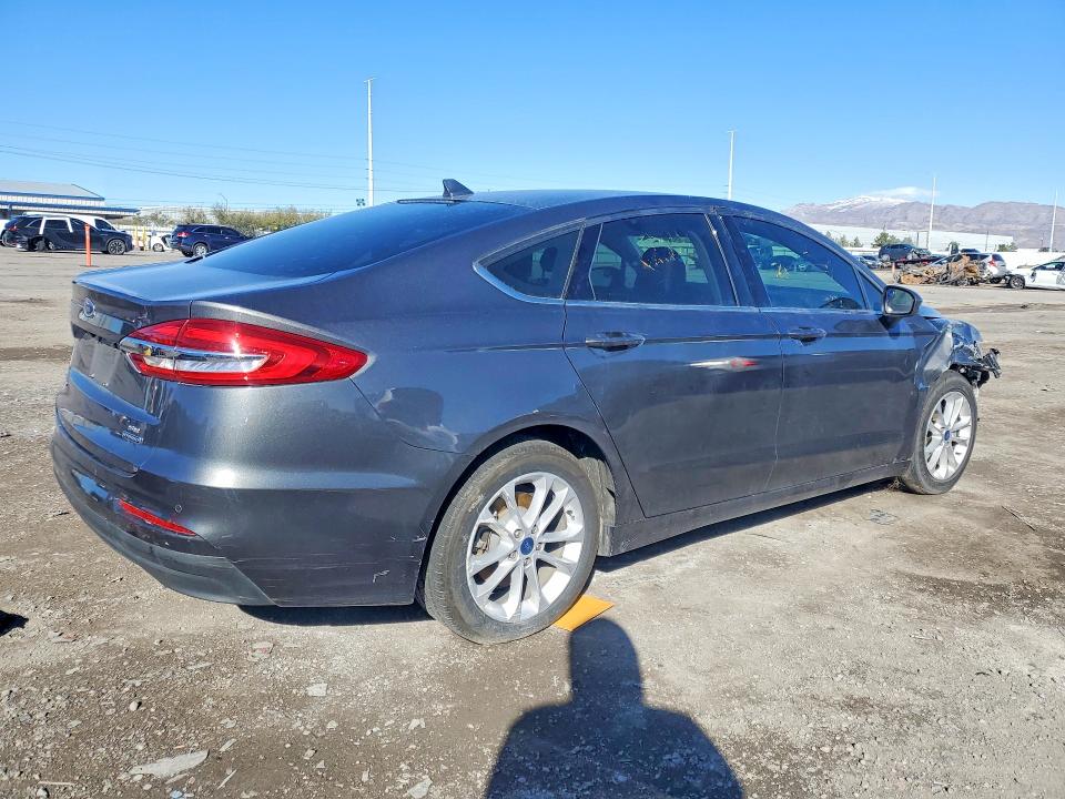 2020 Ford Fusion მანქანა იყიდება აუქციონზე, vin: 3FA6P0LU6LR147681, აუქციონის ნომერი: 78496145
