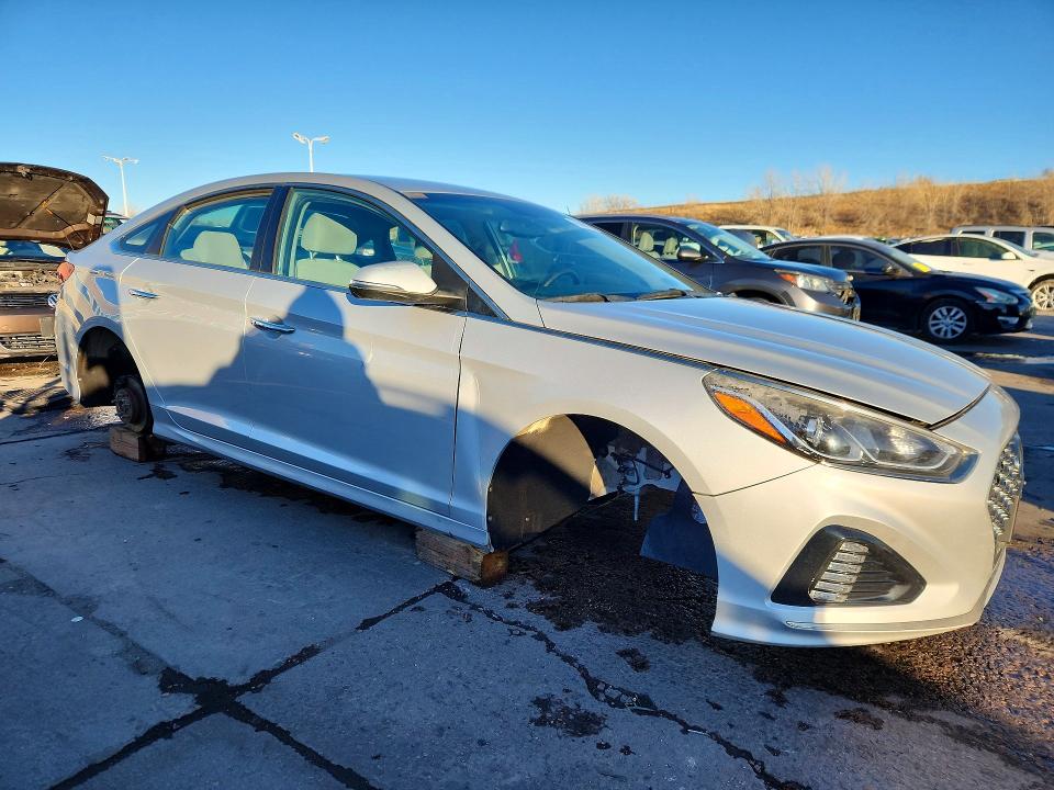 2019 Hyundai Sonata მანქანა იყიდება აუქციონზე, vin: 5NPE34AF6KH757031, აუქციონის ნომერი: 79099055