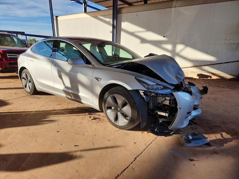 78830005 :رقم المزاد ، 5YJ3E1EB7JF096209 vin ، 2018 Tesla Model 3 مزاد بيع