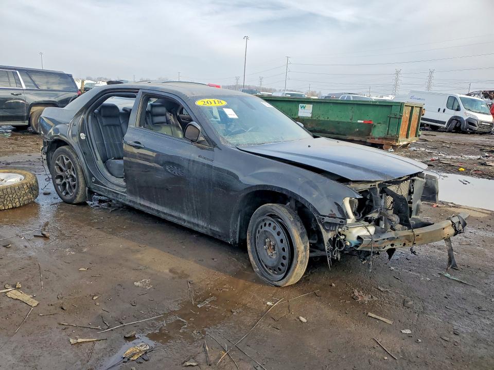 78005655 :رقم المزاد ، 2C3CCAGG7JH208410 vin ، 2018 Chrysler 300 مزاد بيع
