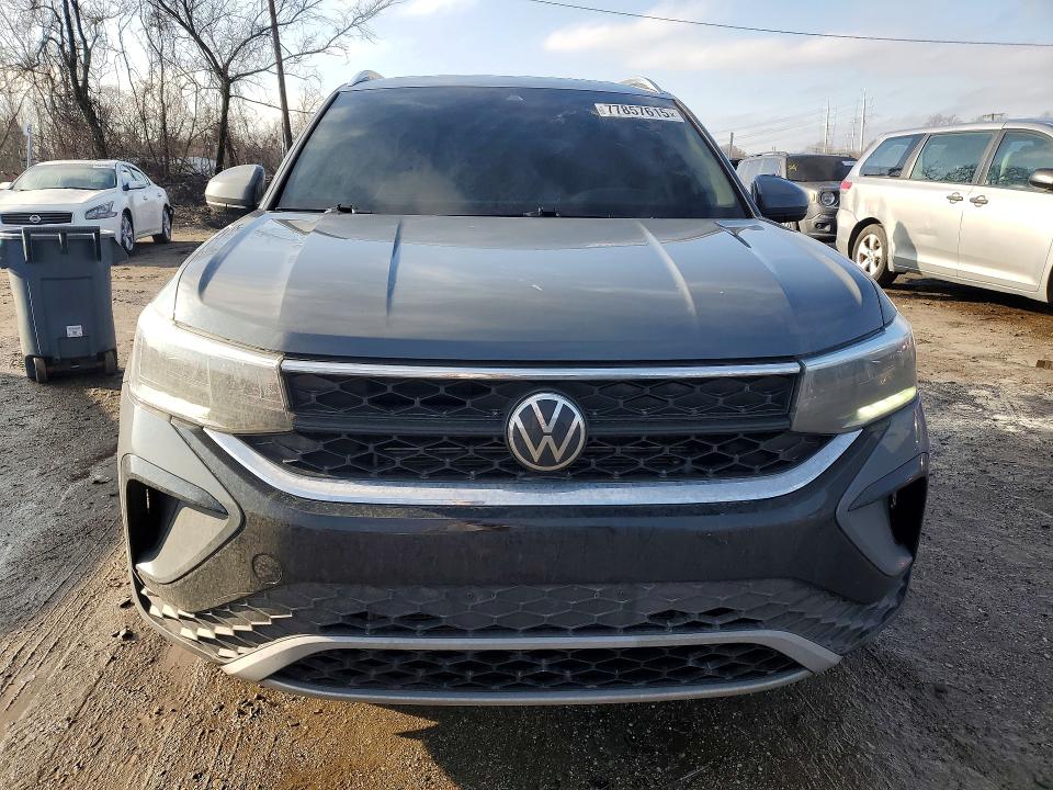 Продажа на аукционе авто 2022 Volkswagen Taos, vin: 3VVPX7B2XNM042344, номер лота: 77857615