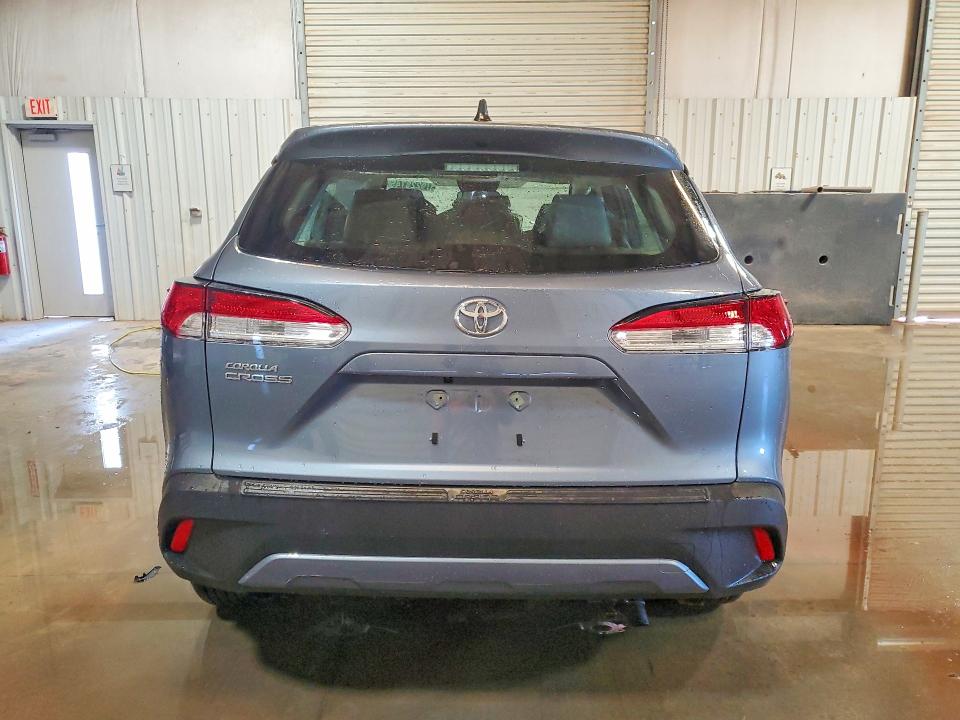 Продажа на аукционе авто 2025 Toyota Corolla Cross, vin: 7MUAAAAG0SV148867, номер лота: 79228745