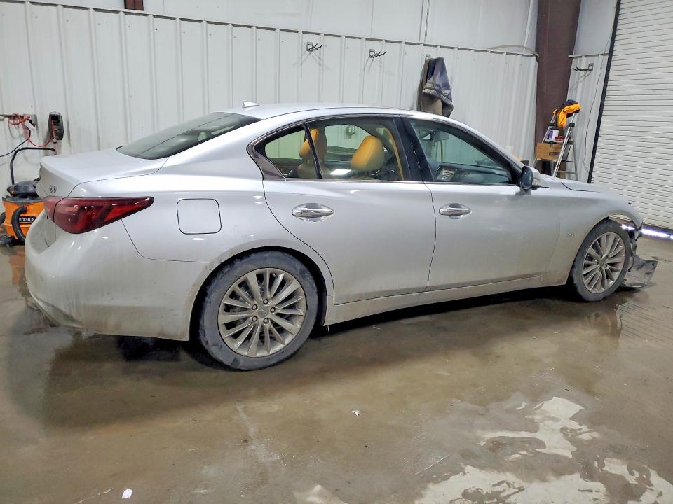 76847855 :رقم المزاد ، JN1EV7AR8KM554706 vin ، 2019 Infiniti Q50 مزاد بيع