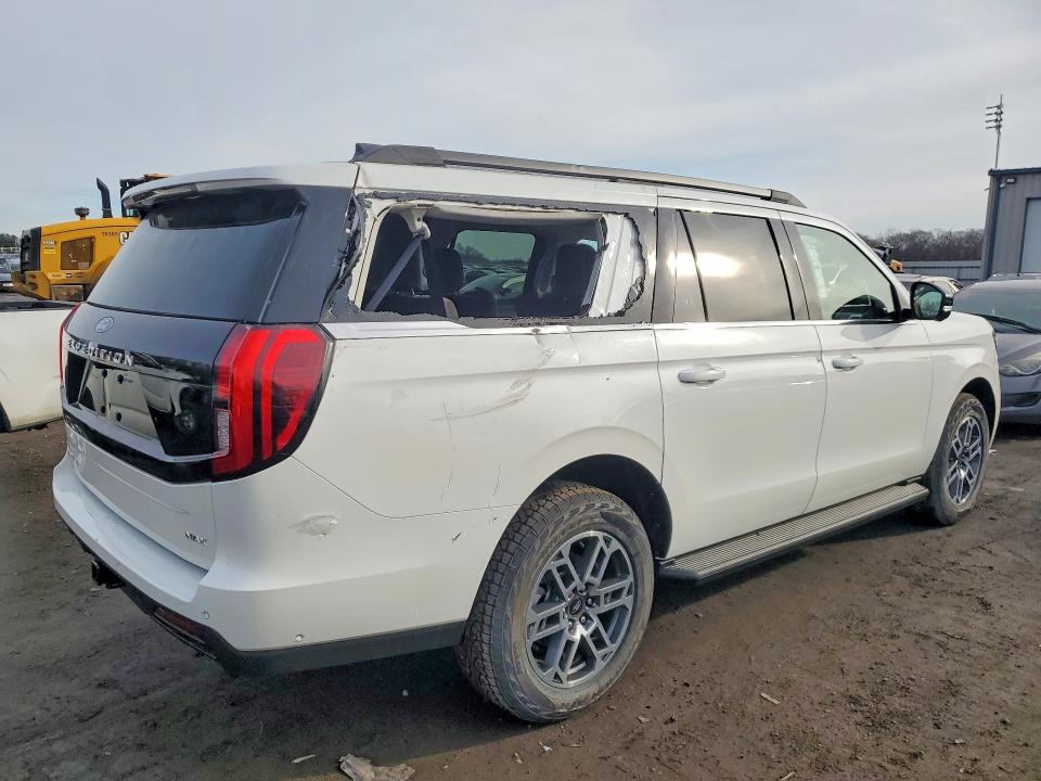 Продаж на аукціоні авто 2025 Ford Expedition, vin: 1FMJK1J84SEA65394, номер лоту: 76710625