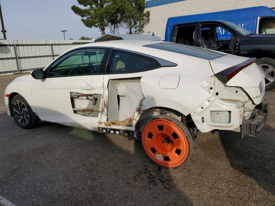 76831045 :رقم المزاد ، 2HGFC4B09GH313755 vin ، 2016 Honda Civic مزاد بيع