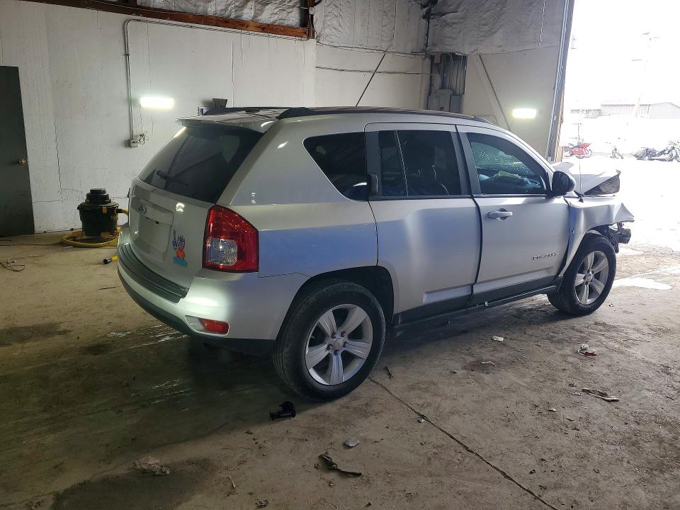 2012 Jeep Compass მანქანა იყიდება აუქციონზე, vin: 1C4NJCBA7CD605494, აუქციონის ნომერი: 78604485