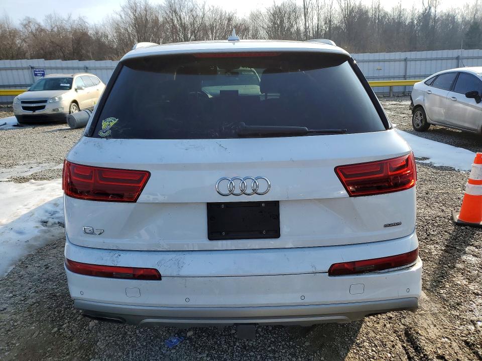 Продажа на аукционе авто 2018 Audi Q7, vin: WA1LHAF78JD043862, номер лота: 74092645