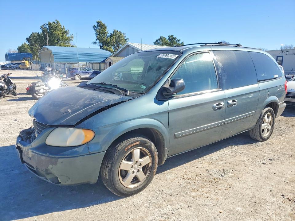 76461205 :رقم المزاد ، 2D4GP44L75R218197 vin ، 2005 Dodge Grand Caravan مزاد بيع