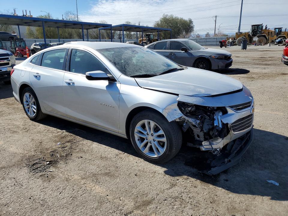 77433645 :رقم المزاد ، 1G1ZD5ST3JF178167 vin ، 2018 Chevrolet Malibu مزاد بيع