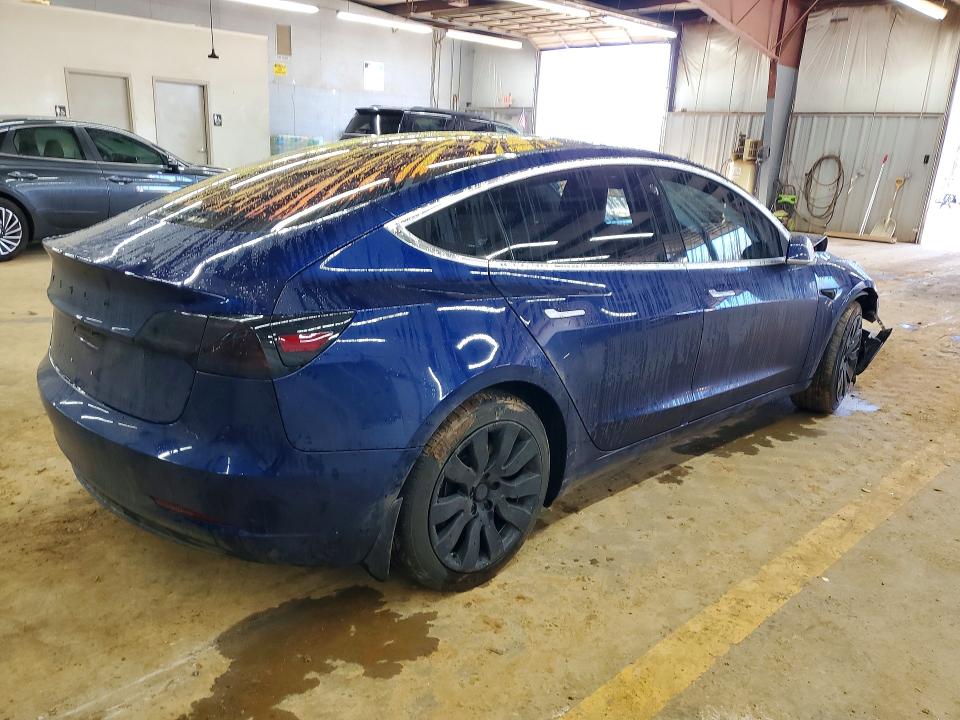 2018 Tesla Model 3 მანქანა იყიდება აუქციონზე, vin: 5YJ3E1EA9JF022880, აუქციონის ნომერი: 77418005