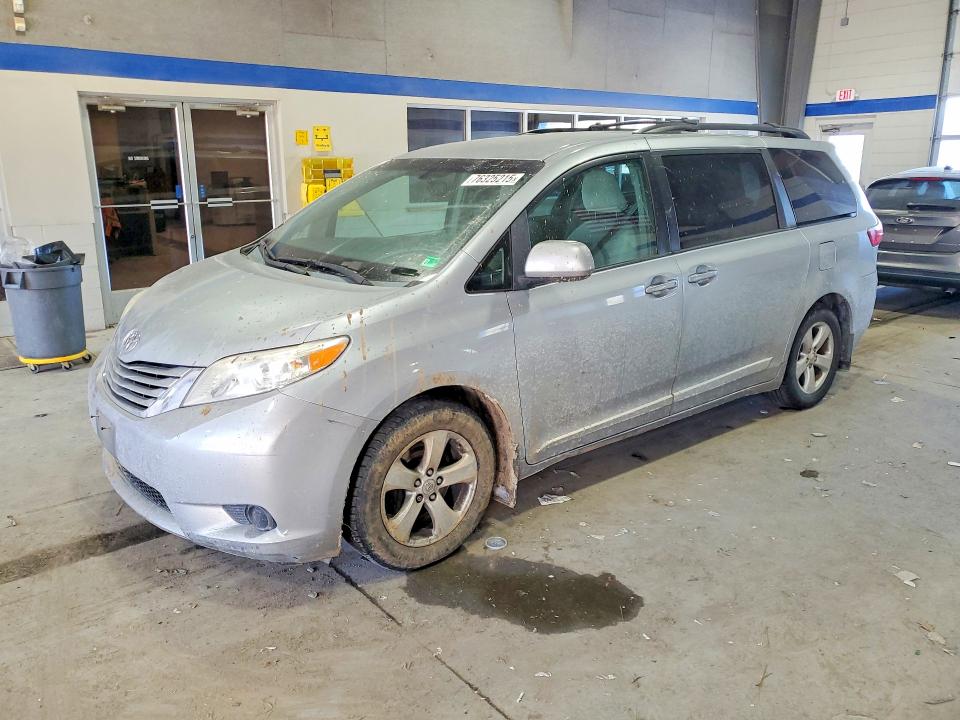 Aukcja sprzedaży 2015 Toyota Sienna, vin: 5TDKK3DC5FS680721, numer aukcji: 76325215