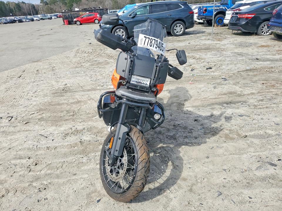 77879405 :رقم المزاد ، 1HD1ZES13MB300878 vin ، 2021 Harley Davidson Ra1250 مزاد بيع