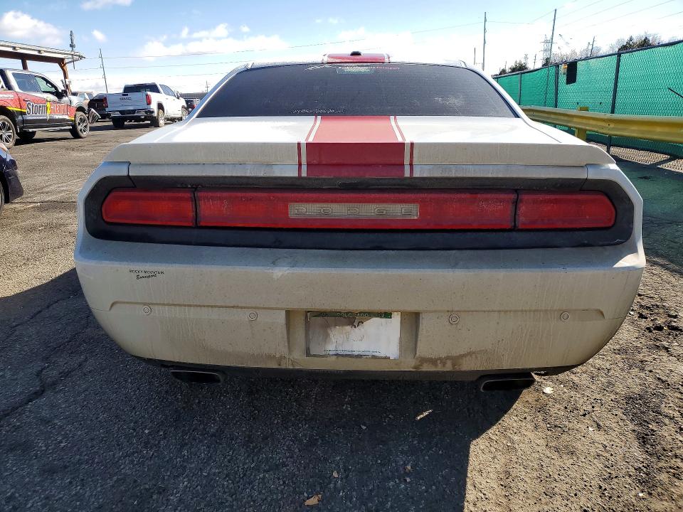 77614825 :رقم المزاد ، 2C3CDYAG2EH299252 vin ، 2014 Dodge Challenger مزاد بيع