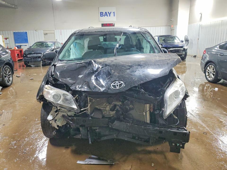Aukcja sprzedaży 2016 Toyota Sienna, vin: 5TDYK3DC6GS721966, numer aukcji: 75354915