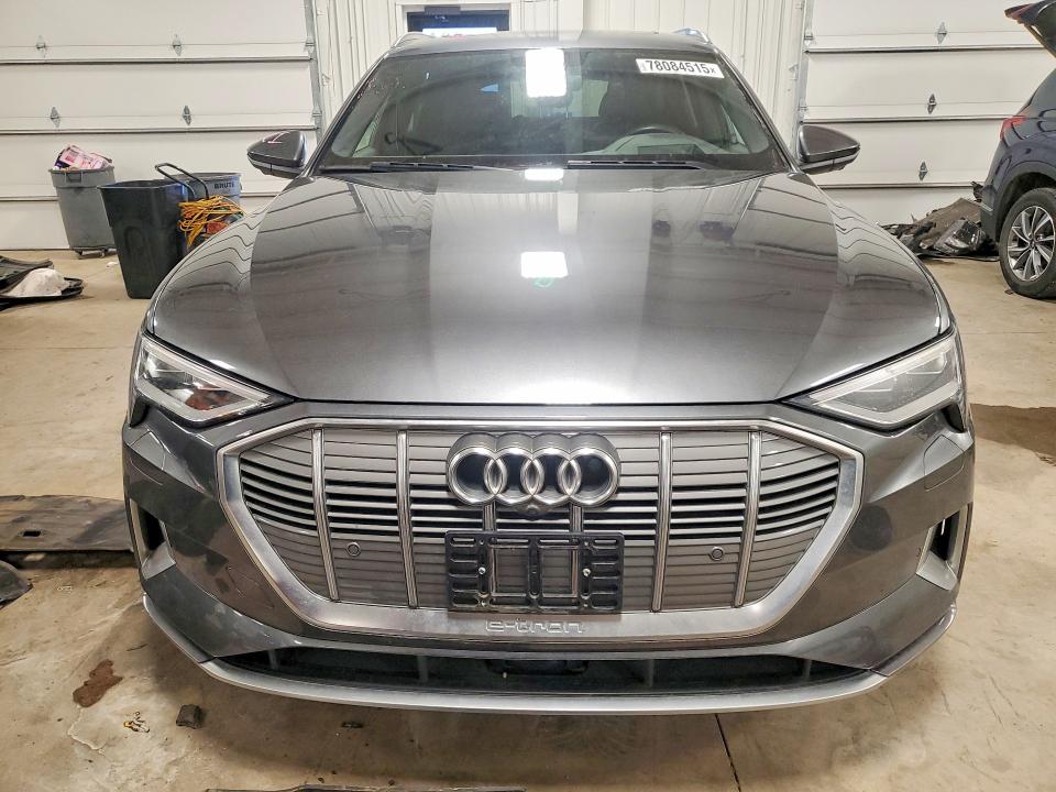 Aukcja sprzedaży 2019 Audi E-tron, vin: WA1VAAGE2KB008144, numer aukcji: 78084515