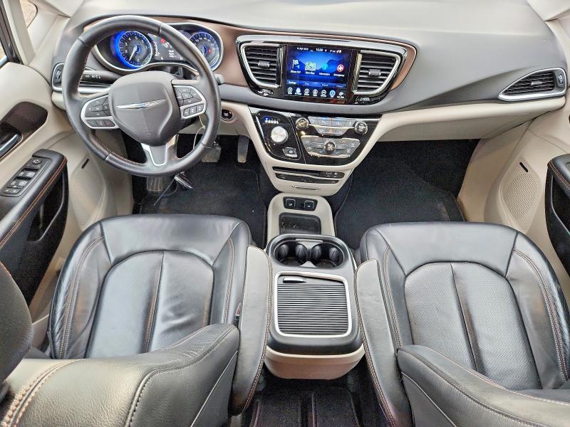 76138765 :رقم المزاد ، 2C4RC1EG8HR544550 vin ، 2017 Chrysler Pacifica T مزاد بيع
