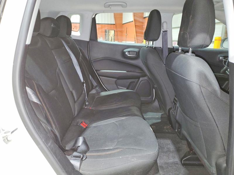 Продажа на аукционе авто 2018 Jeep Compass, vin: 3C4NJCAB5JT117923, номер лота: 77658765