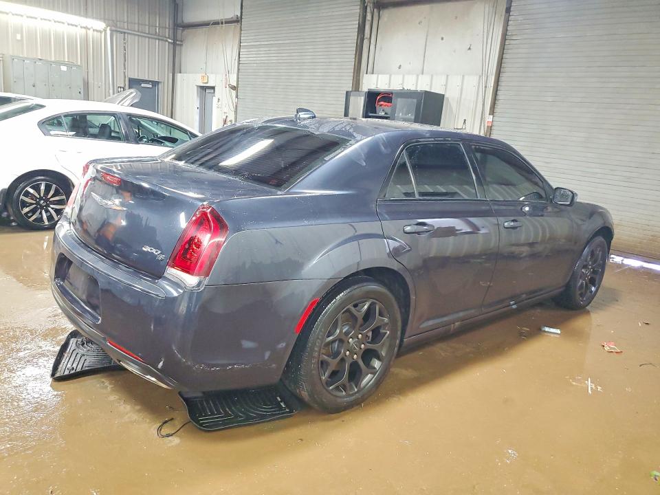 75395825 :رقم المزاد ، 2C3CCAGG4KH690819 vin ، 2019 Chrysler 300 مزاد بيع