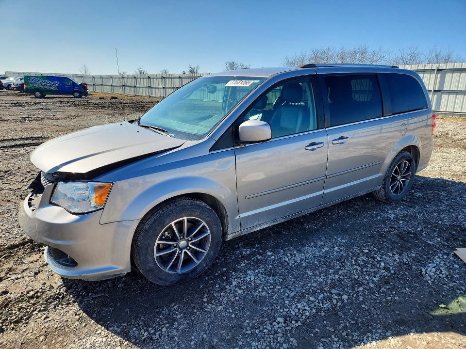 Auction sale of the 2017 Dodge Grand Caravan, vin: 2C4RDGCG0HR701216, lot number: 77601055