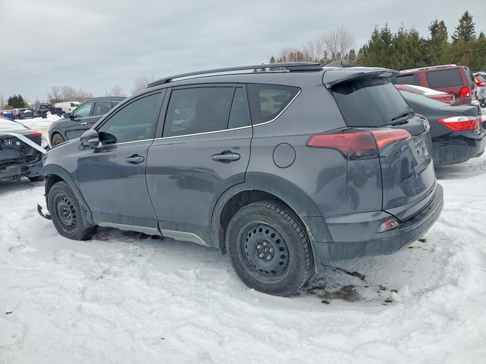 2018 Toyota Rav4 მანქანა იყიდება აუქციონზე, vin: 2T3RFREV2JW702042, აუქციონის ნომერი: 76425845