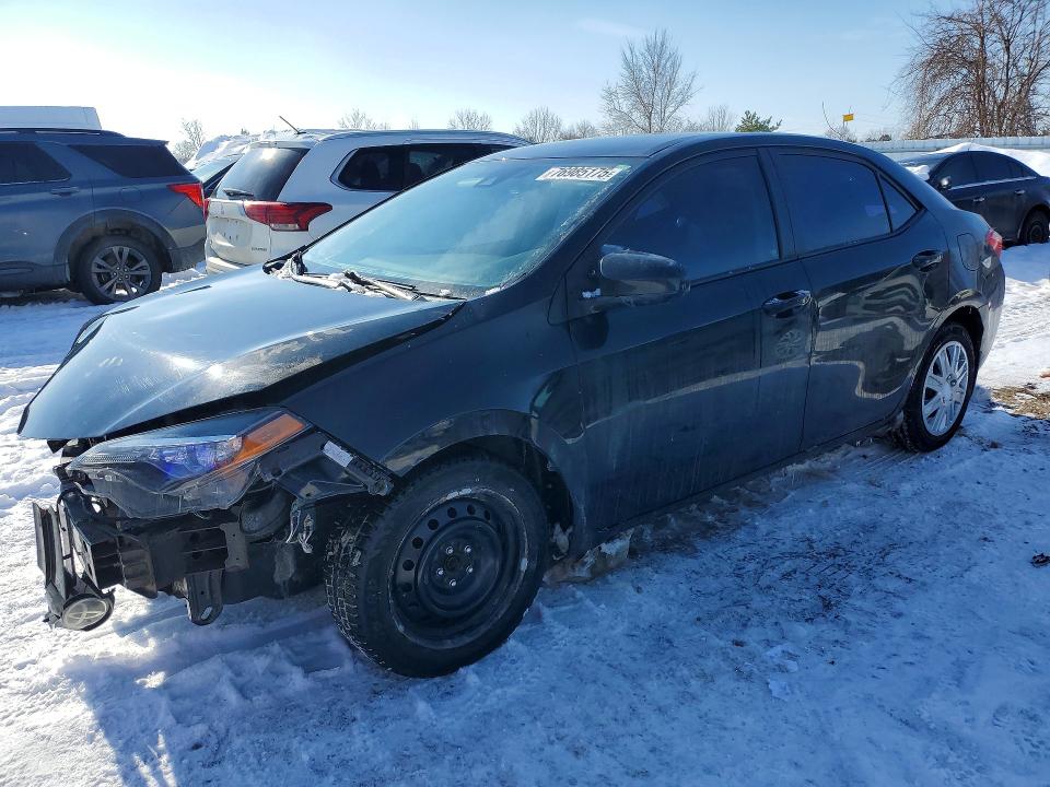 2018 Toyota Corolla მანქანა იყიდება აუქციონზე, vin: 2T1BURHE0JC982847, აუქციონის ნომერი: 76985175