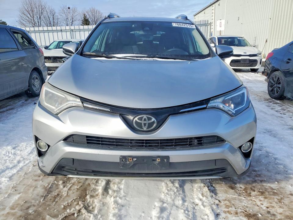 2017 Toyota Rav4 მანქანა იყიდება აუქციონზე, vin: 2T3RFREV3HW690624, აუქციონის ნომერი: 78842515
