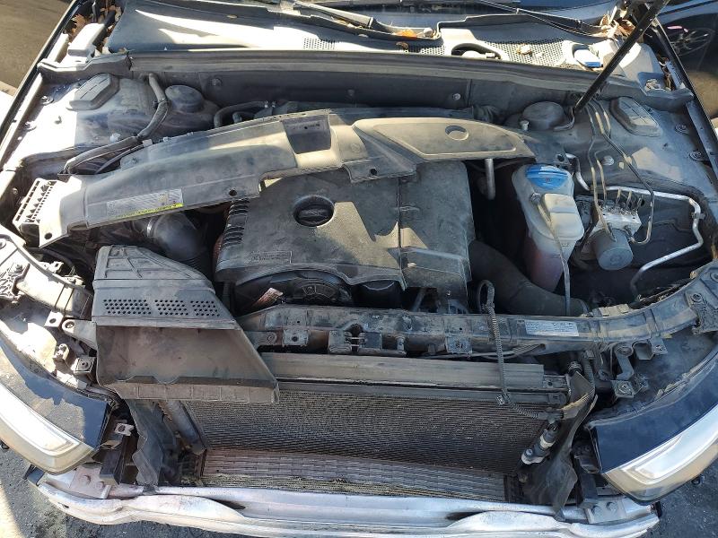 Продажа на аукционе авто 2015 Audi A4, vin: WAUAFAFL0FA076828, номер лота: 77229975