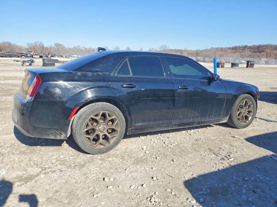 Продаж на аукціоні авто 2016 Chrysler 300, vin: 2C3CCAGG4GH270632, номер лоту: 79262575