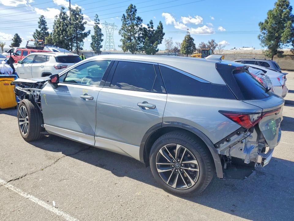 77706705 :رقم المزاد ، 4W5KHMRK3RZ517334 vin ، 2024 Acura Zdx مزاد بيع