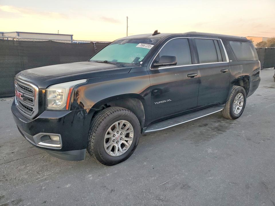 75667235 :رقم المزاد ، 1GKS1GKC3JR384587 vin ، 2018 Gmc Yukon Xl C مزاد بيع