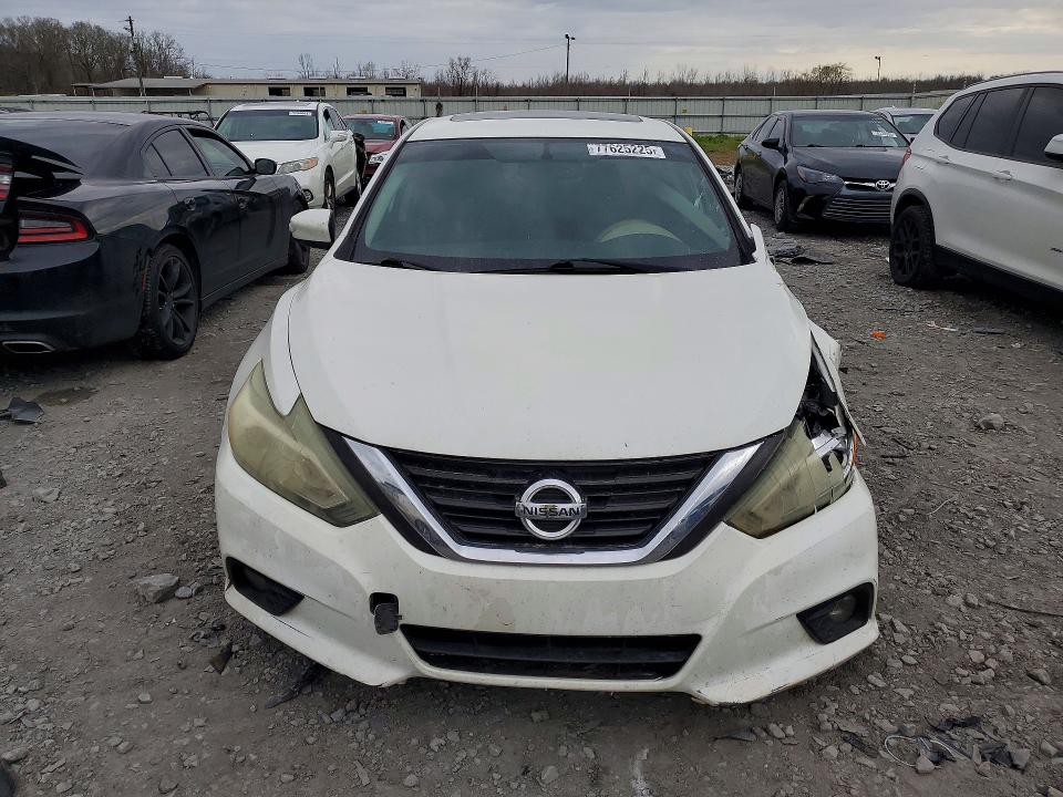 Продажа на аукционе авто 2016 Niss Altima, vin: 1N4AL3AP3GC154211, номер лота: 77625225