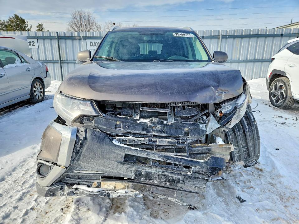 2018 Mitsubishi Outlander მანქანა იყიდება აუქციონზე, vin: JA4AZ2A37JZ619278, აუქციონის ნომერი: 75490155