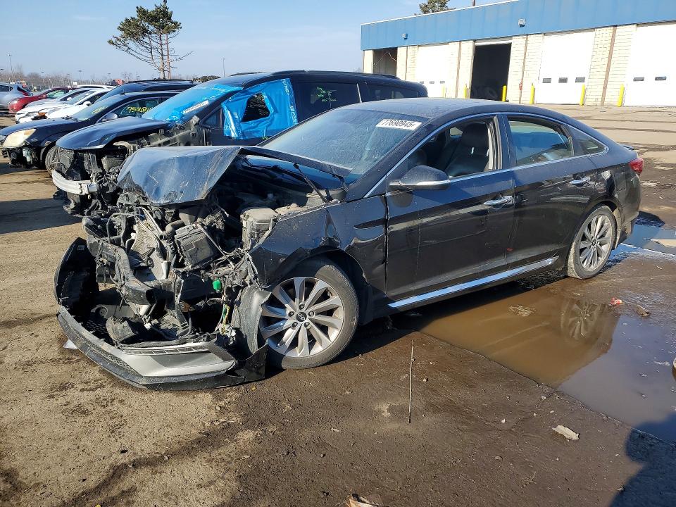 Auction sale of the 2017 Hyundai Sonata, vin: 5NPE34AF7HH522033, lot number: 77690945
