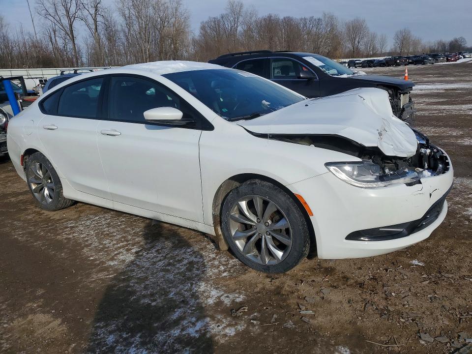 76372085 :رقم المزاد ، 1C3CCCBBXFN750350 vin ، 2015 Chrysler 200 مزاد بيع