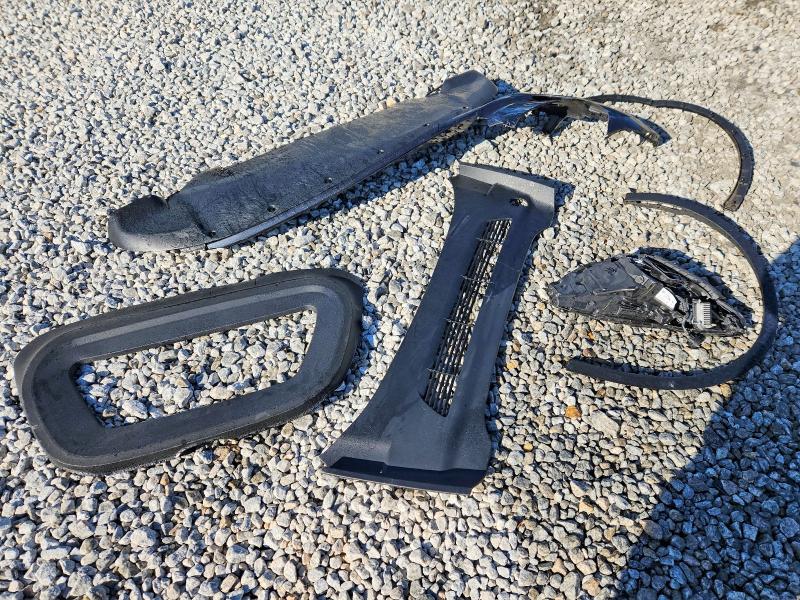 2024 Tesla Model Y მანქანა იყიდება აუქციონზე, vin: 7SAYGAEE6RF165156, აუქციონის ნომერი: 76963325