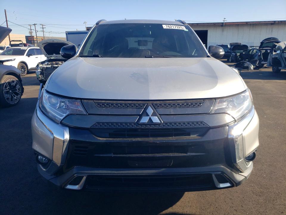 Продаж на аукціоні авто 2019 Mitsubishi Outlander, vin: JA4AZ3A3XKZ055357, номер лоту: 76217325