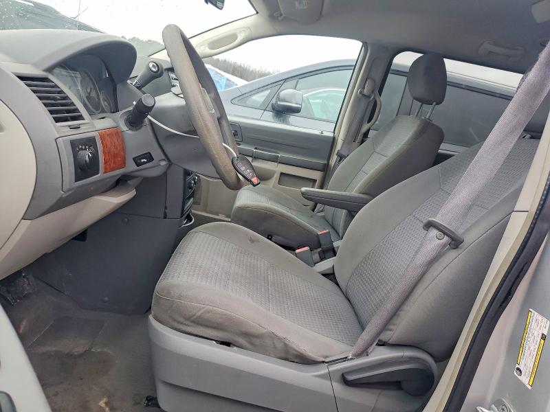76823695 :رقم المزاد ، 2A8HR44H48R771202 vin ، 2008 Chrysler Town & Country مزاد بيع