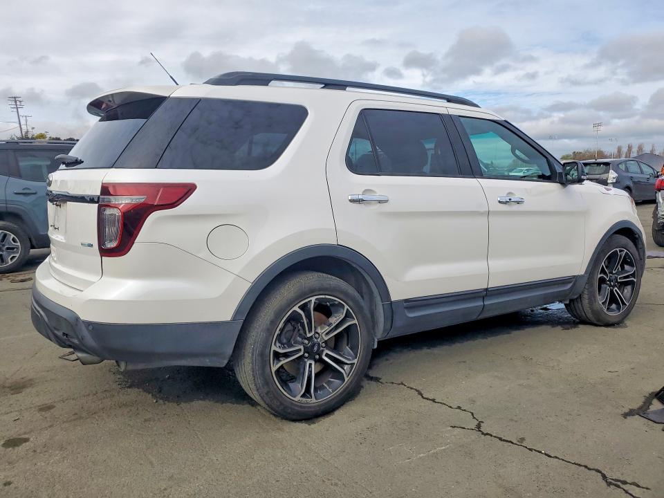 78677815 :رقم المزاد ، 1FM5K8GT2EGB27115 vin ، 2014 Ford Explorer مزاد بيع