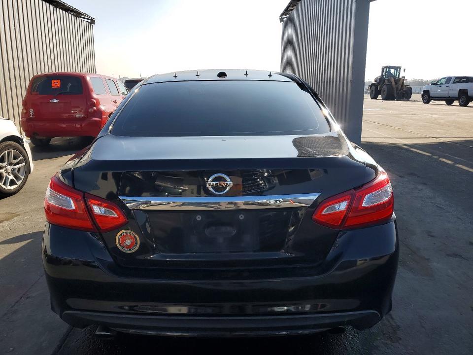 Auction sale of the 2017 Nissan Altima, vin: 1N4AL3AP0HC118509, lot number: 76138315