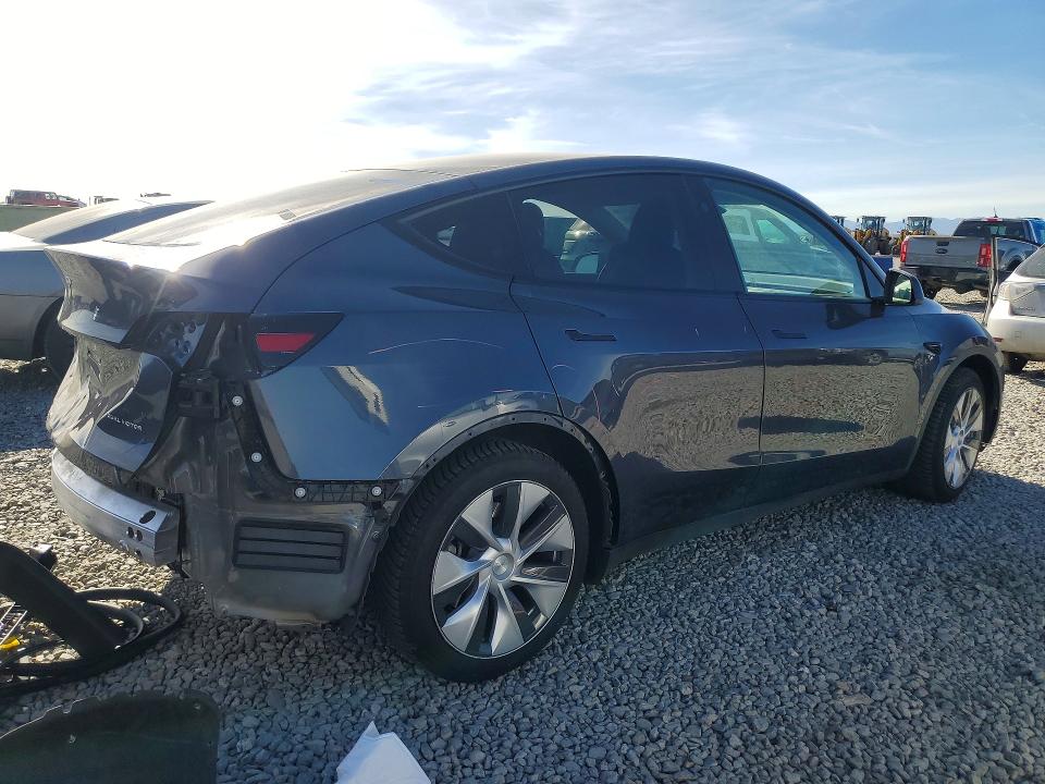 2023 Tesla Model Y მანქანა იყიდება აუქციონზე, vin: 7SAYGAEE5PF810862, აუქციონის ნომერი: 76328245