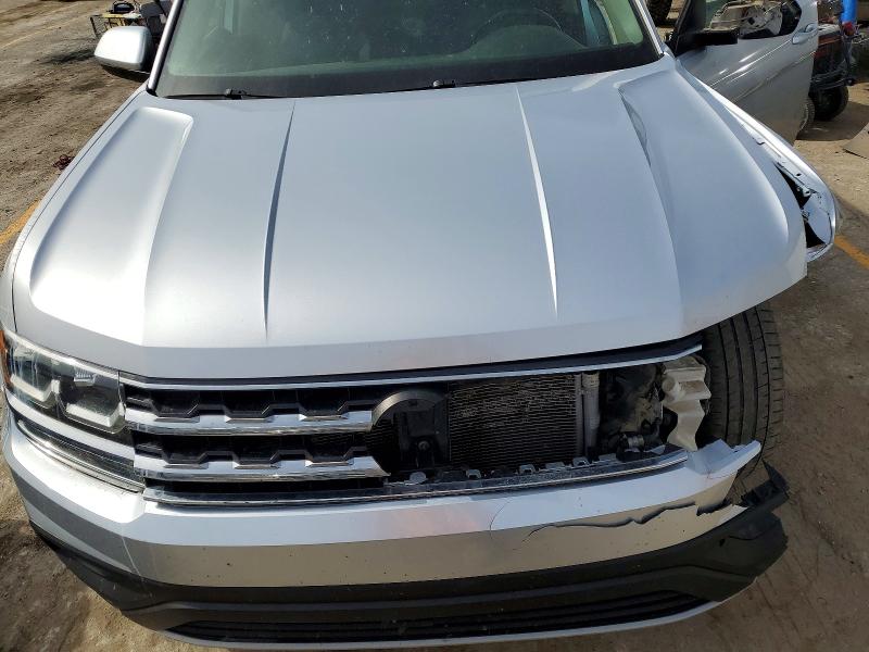 78630195 :رقم المزاد ، 1V2CR2CA0JC563065 vin ، 2018 Volkswagen Atlas مزاد بيع